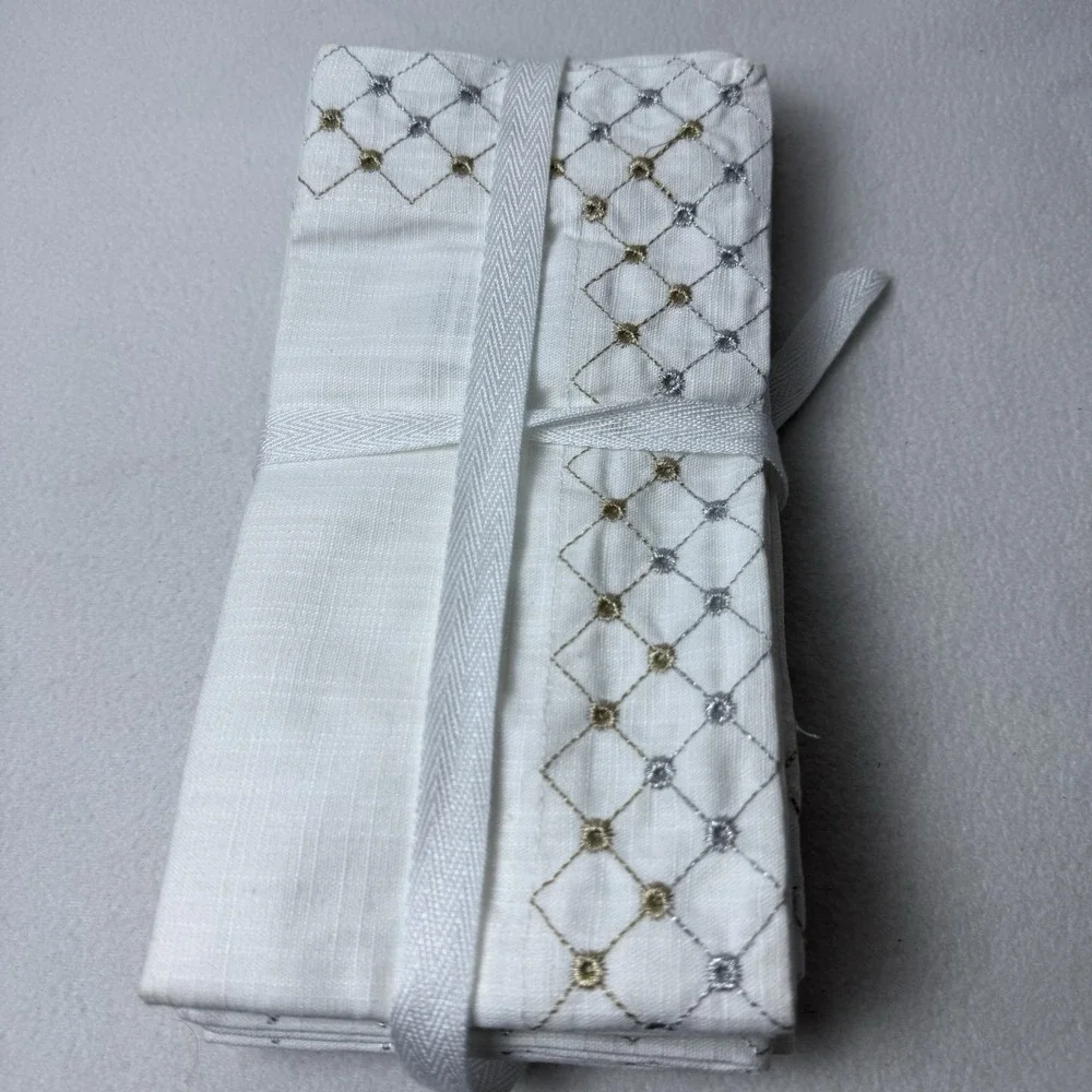 Williams Sonoma Metallic Trellis Dinner Napkins Set Of 4 Gold Silver White READ